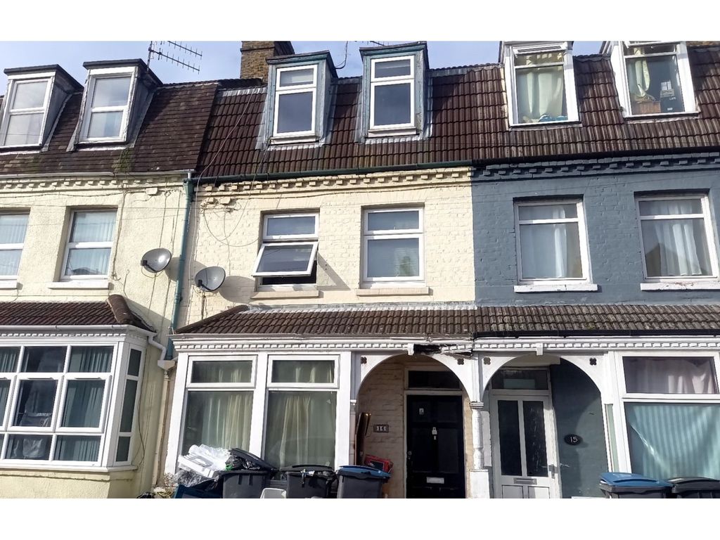 5 bed terraced house for sale in Beaconsfield Road, Dover CT16, £