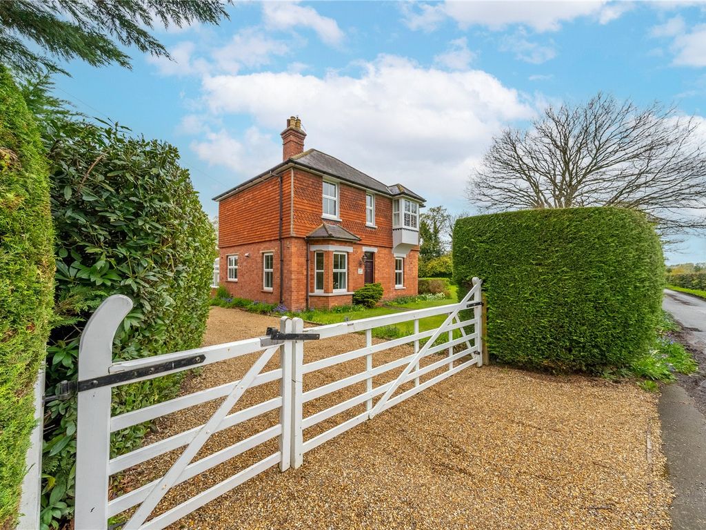 4 bed detached house for sale in East Hill Lane, Copthorne RH10 Zoopla