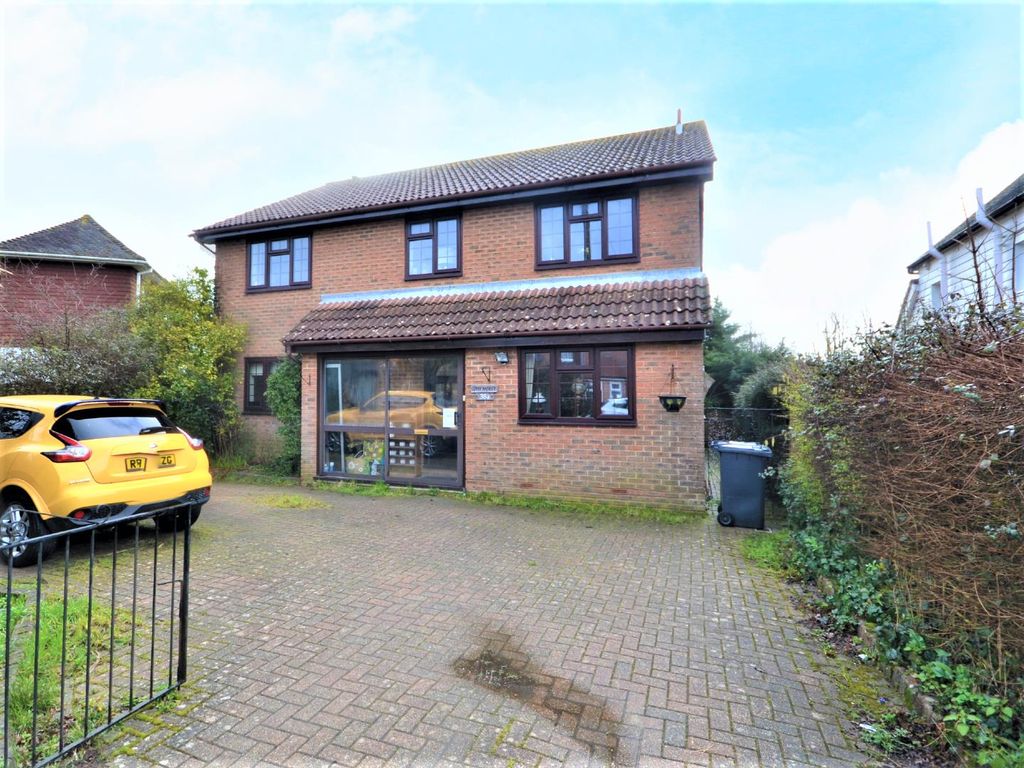 5 bed detached house for sale in Hawks Road, Hailsham BN27 Zoopla