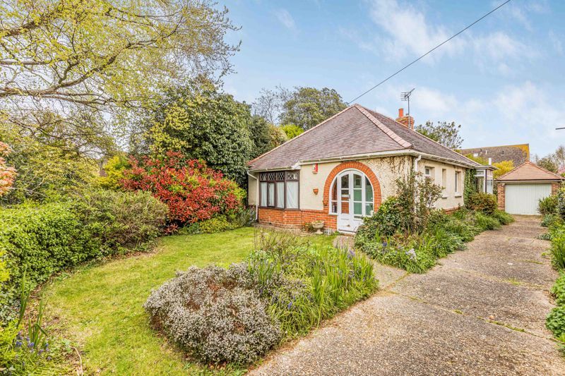 2 bed bungalow for sale in Clovelly Road, Emsworth PO10 Zoopla