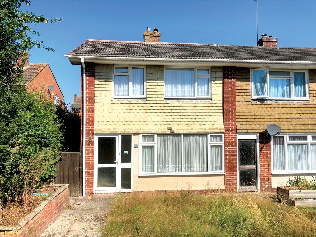 3 bed end terrace house for sale in Oak Tree Close, Tadley RG26 Zoopla