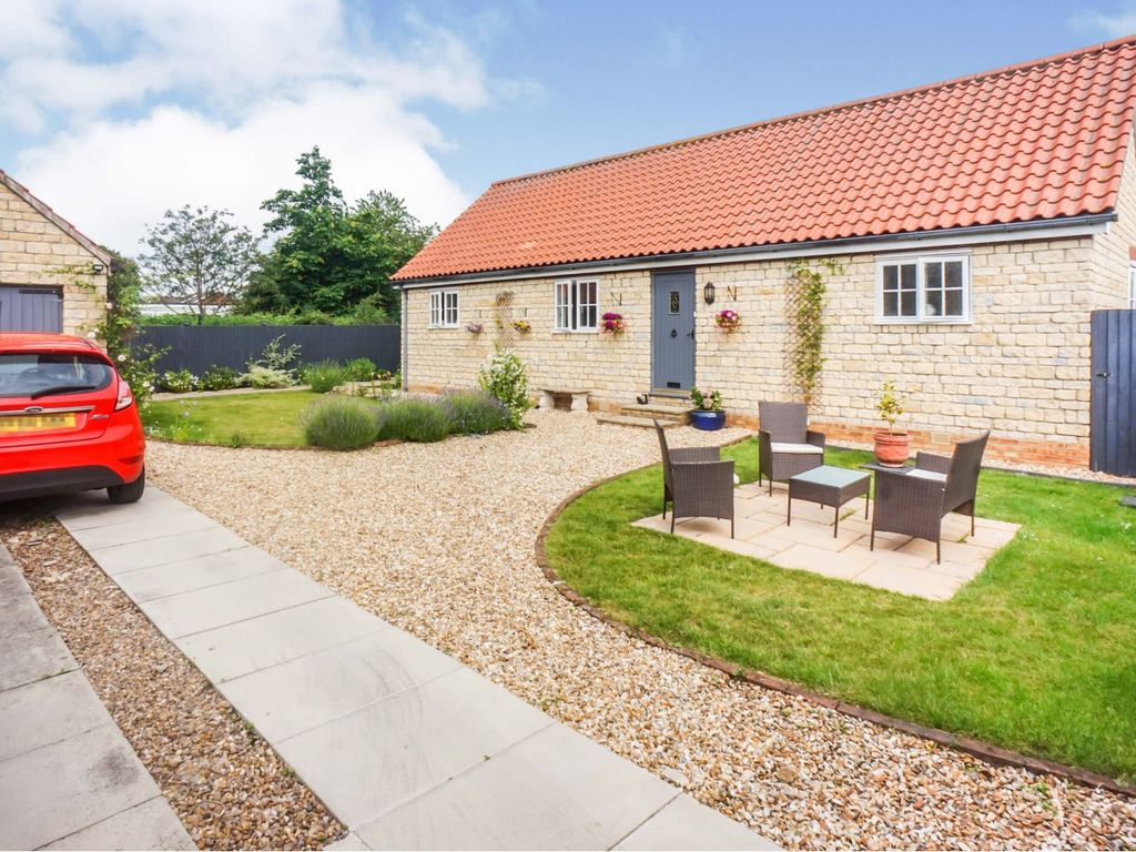 3 bed detached bungalow for sale in Occupation Lane, Welton, Lincoln