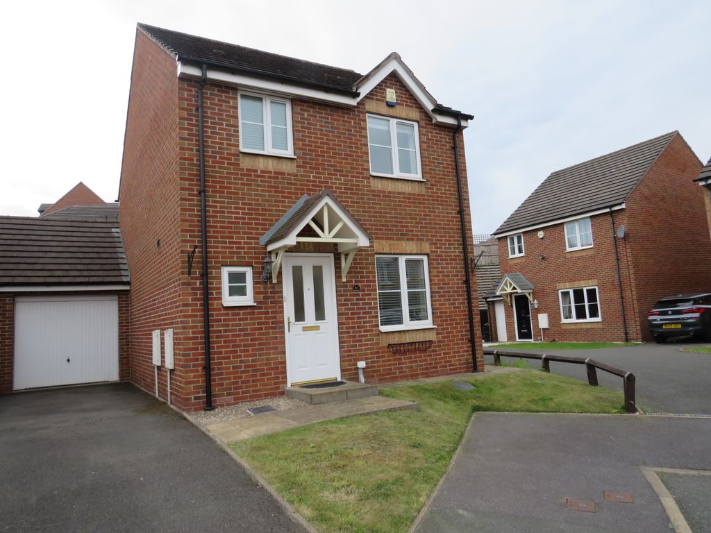 3 bed property to rent in Summerton Road, Oldbury B69 Zoopla