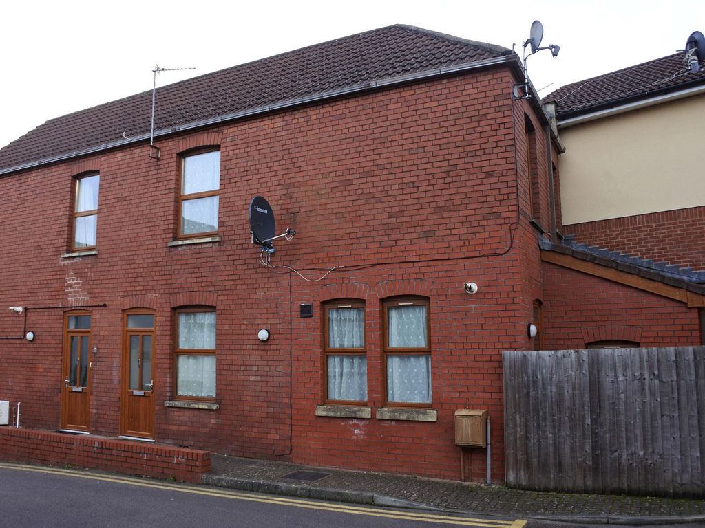 3 bed property to rent in And Dragon Lane, Redfield, Bristol BS5