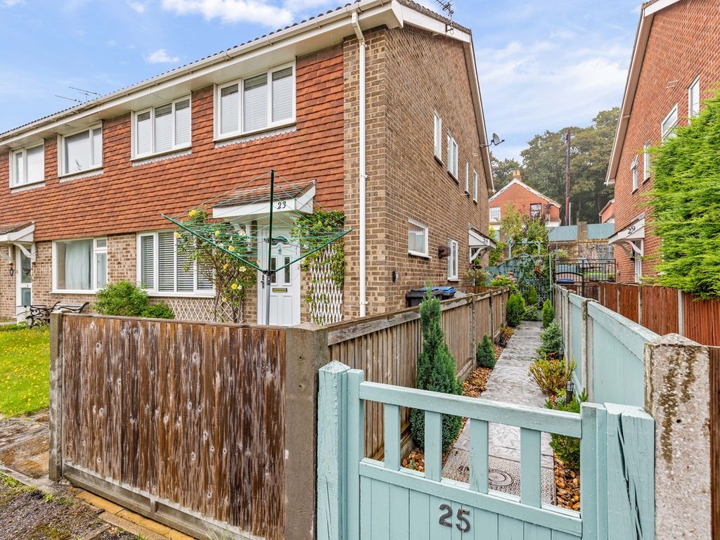 2 bed property for sale in Leyburne Road, Dover CT16, £230,000 Zoopla