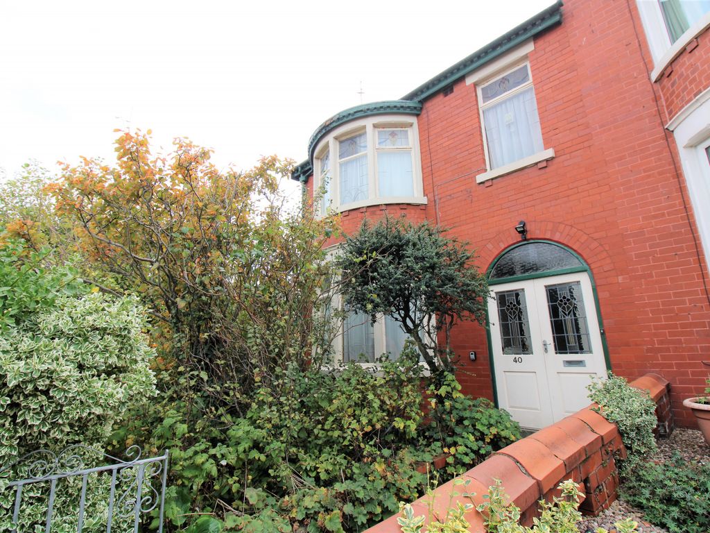 3 bed end terrace house for sale in Leeds Road, Blackpool FY1 Zoopla
