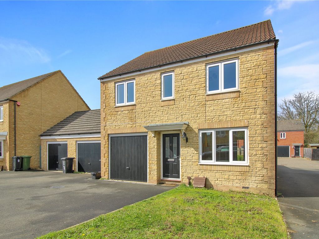 4 bed detached house for sale in Sanders Close, Kingsdown Gate
