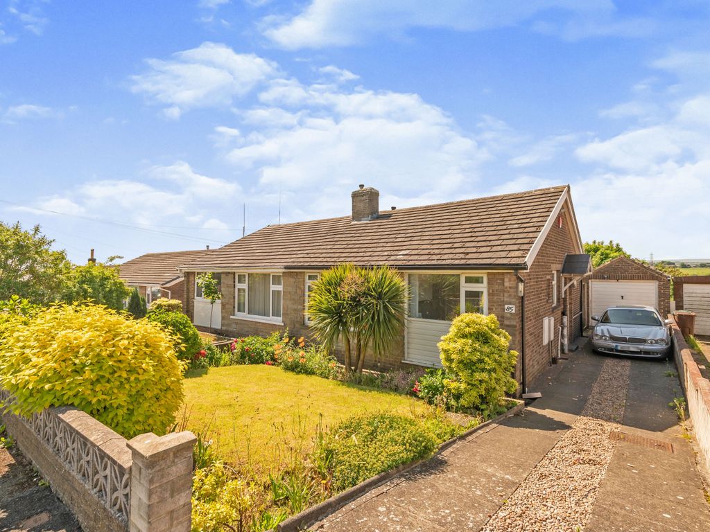 2 bed semidetached bungalow for sale in St. Abbs Drive, Bradford BD6