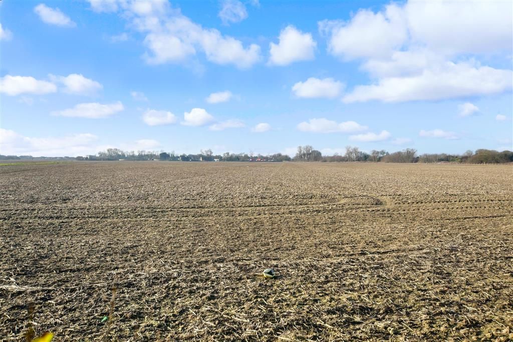 3 bed semidetached house for sale in Queens Road, Littlestone, Kent