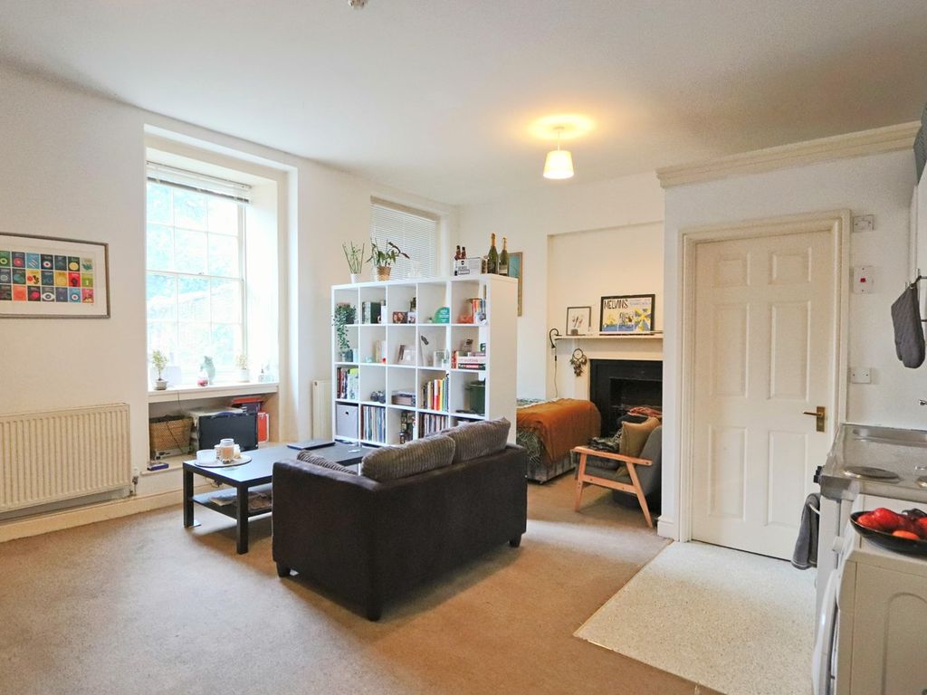 Studio to rent in Berkeley Square, Bristol BS8, £1,400 pcm Zoopla