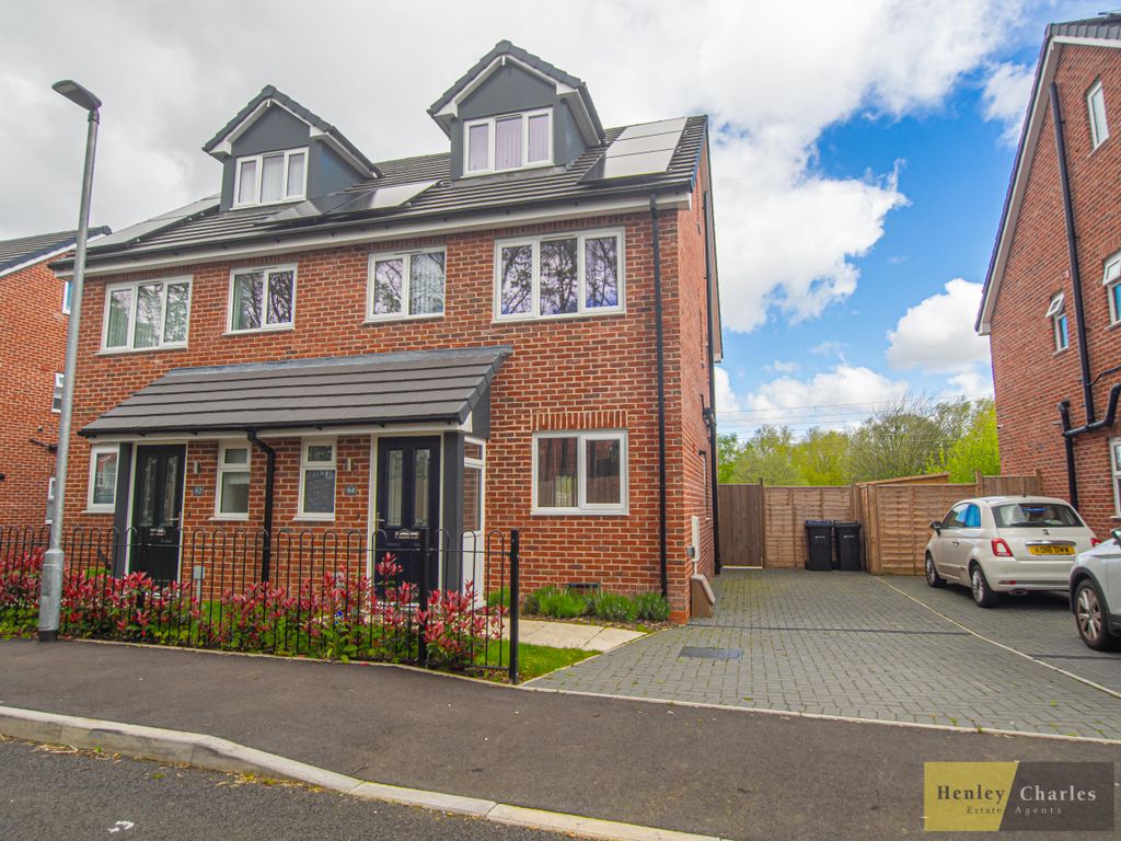 4 bed semidetached house for sale in Leahill Road, Handsworth Wood, Birmingham B20, £330,000