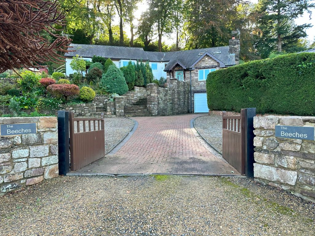 4 bed detached house for sale in School Lane, Govilon, Abergavenny NP7