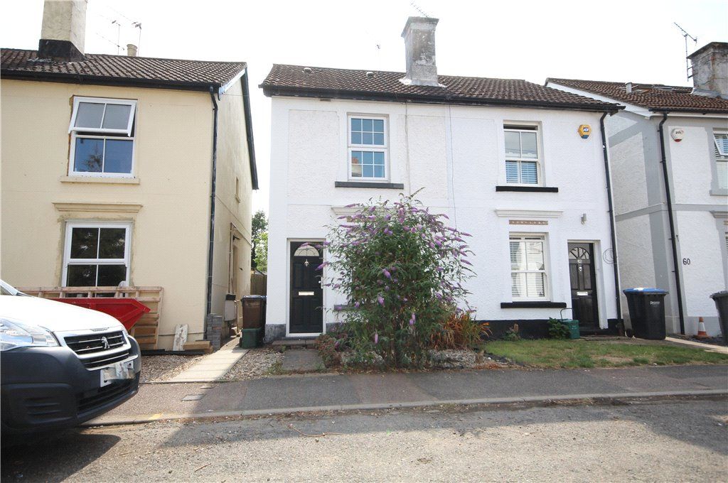 2 bed semidetached house for sale in Alexandra Road, Addlestone