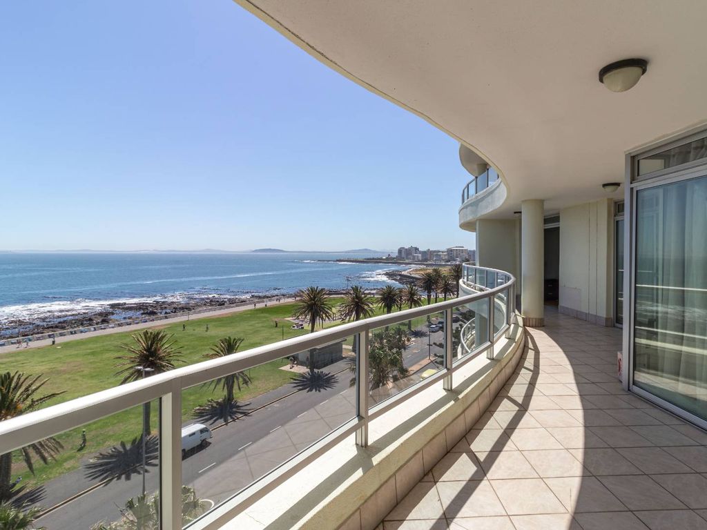 4 bed apartment for sale in Sea Point, Cape Town, South Africa, £