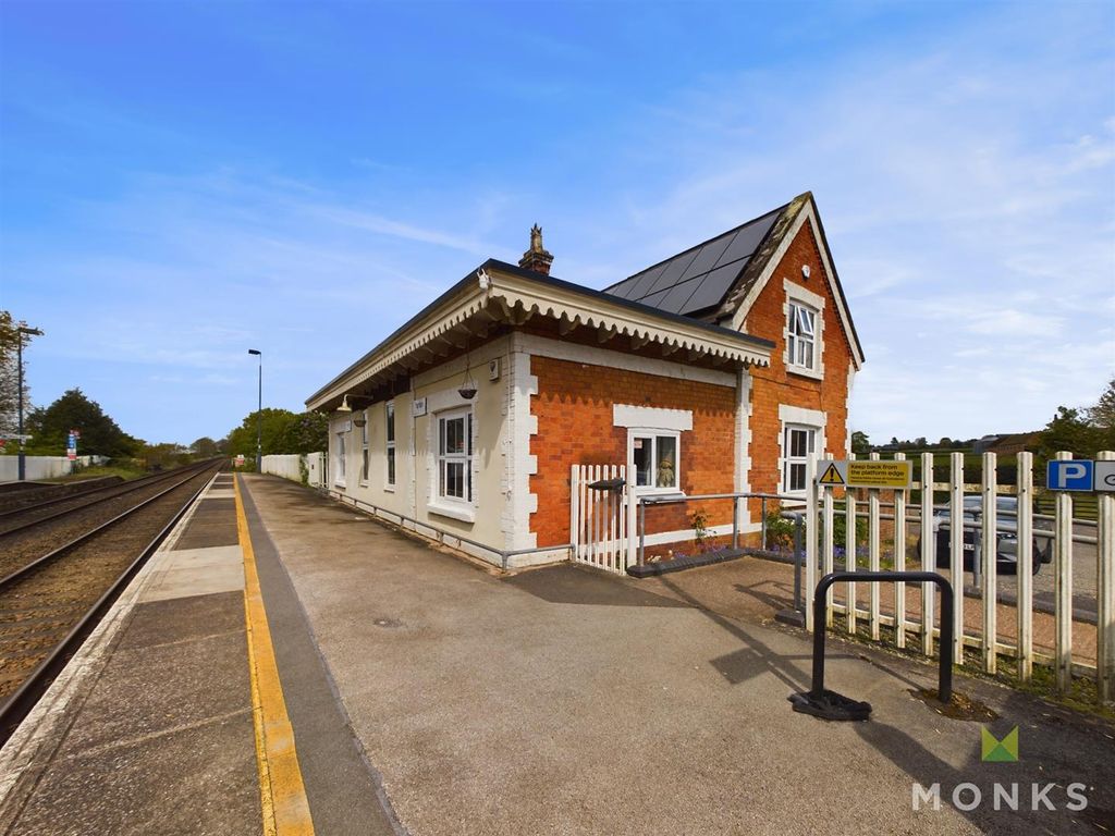 4 bed detached house for sale in Yorton, Shrewsbury SY4, £465,000 Zoopla