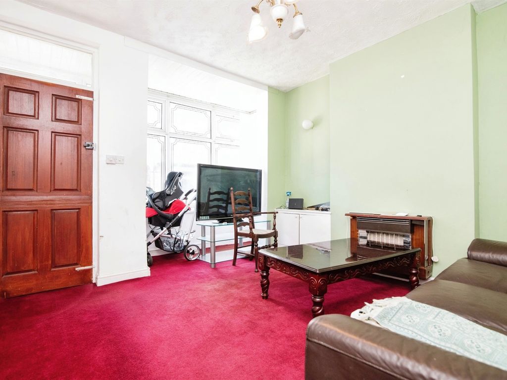 3 bed terraced house for sale in Park Retreat, Suffrage Street