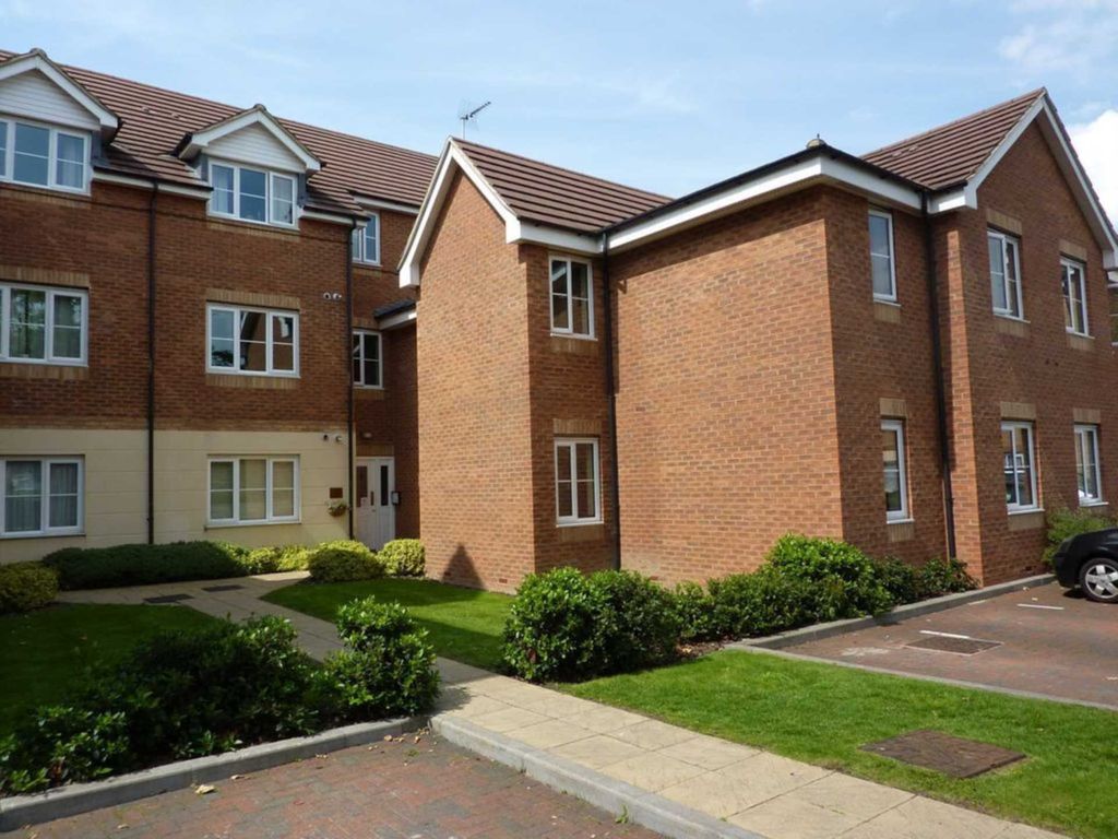 2 bed flat for sale in Downing Court, Borehamwood WD6 Zoopla