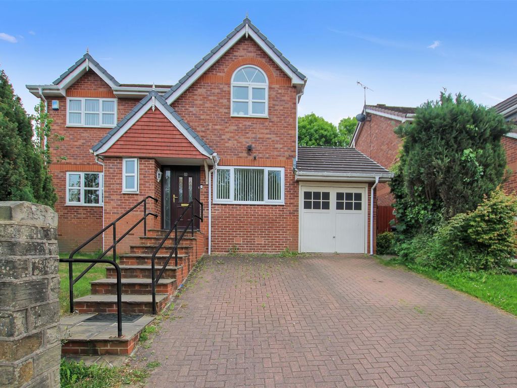 4 bed detached house for sale in St Mary's Park Approach, Upper Armley