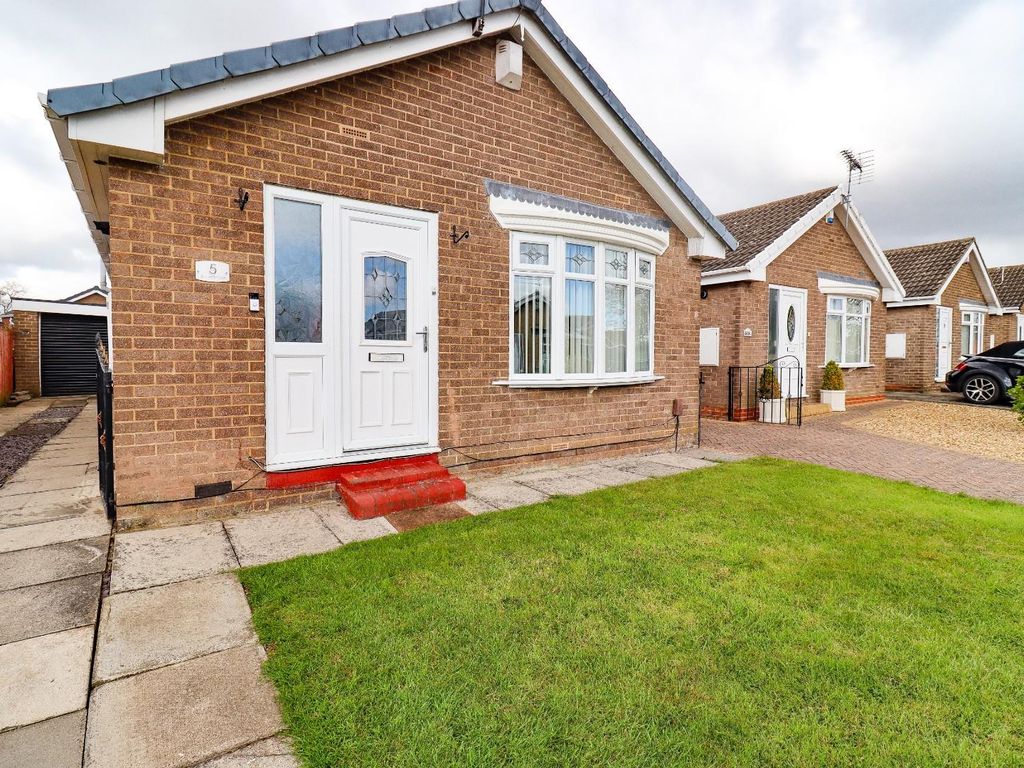 2 bed detached bungalow for sale in Benwell Close, Elm Tree, Stockton