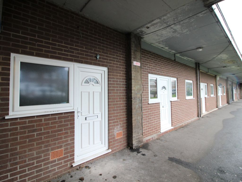 1 bed flat to rent in Green Lane, Hadfield, Glossop SK13, £650 pcm Zoopla