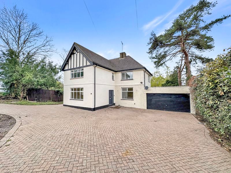 4 bed detached house for sale in Harefield Road, Uxbridge UB8, £