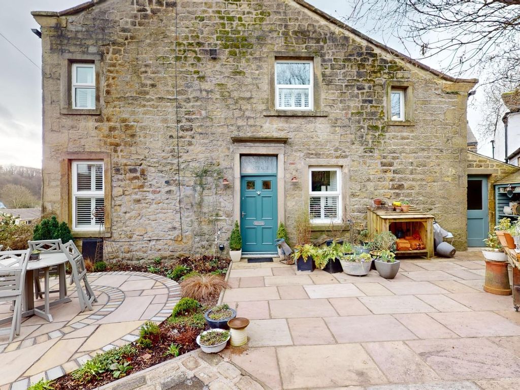 3 bed semidetached house for sale in Inglenook Cottage, East Lane