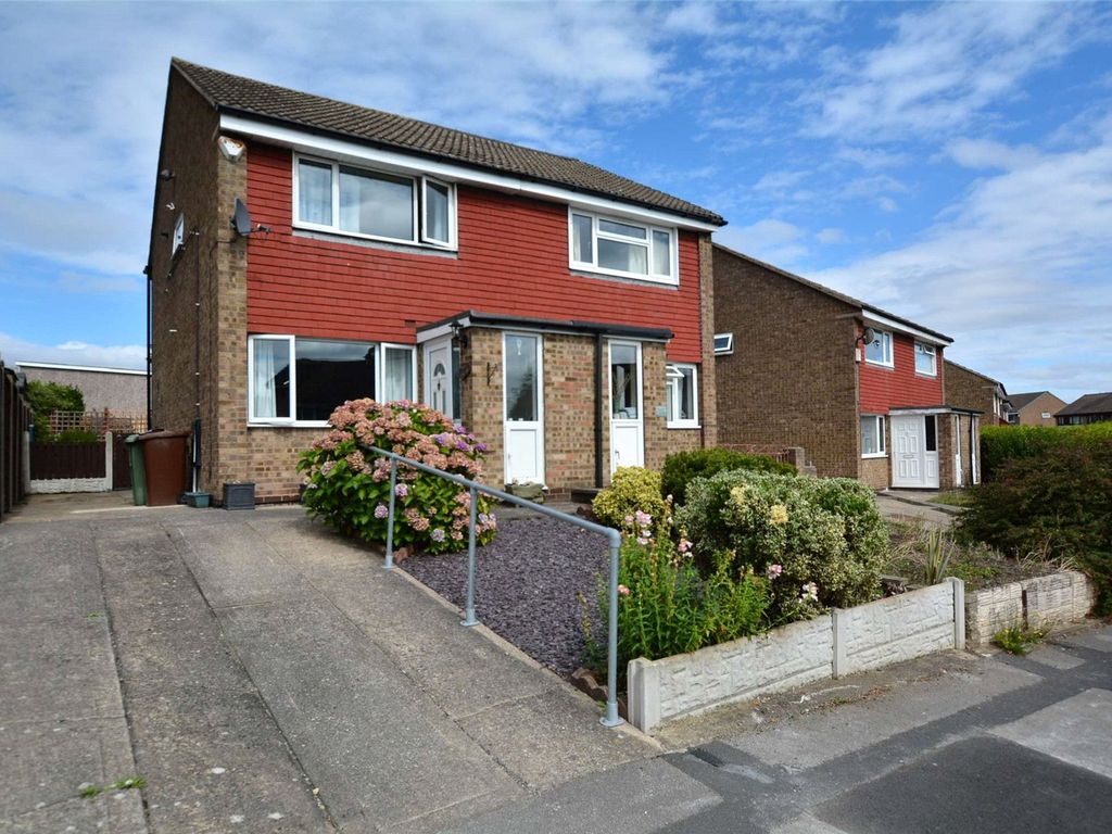 2 bed semidetached house for sale in Haighside Way, Rothwell, Leeds