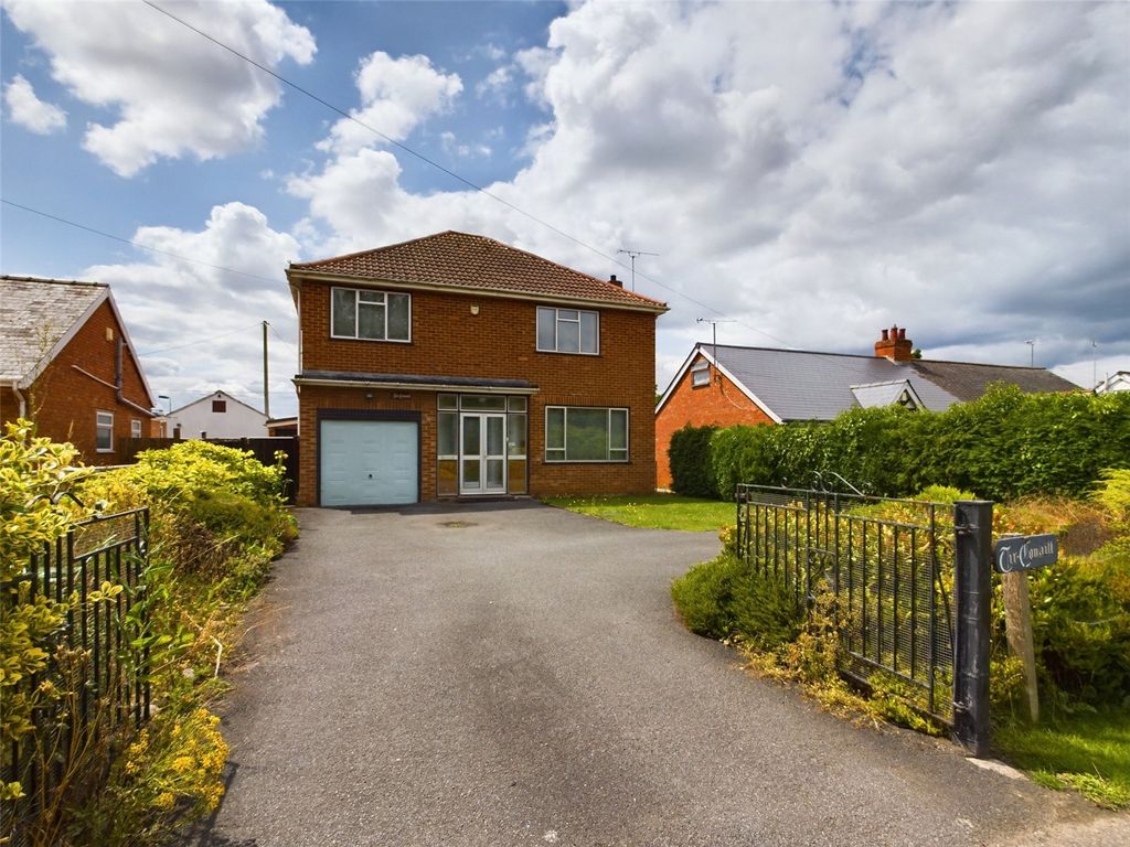 4 bed detached house for sale in Tewkesbury Road, Uckington, Cheltenham
