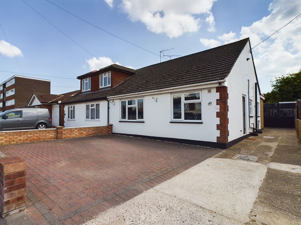 2 bed semidetached bungalow for sale in Eversley Road, Benfleet SS7