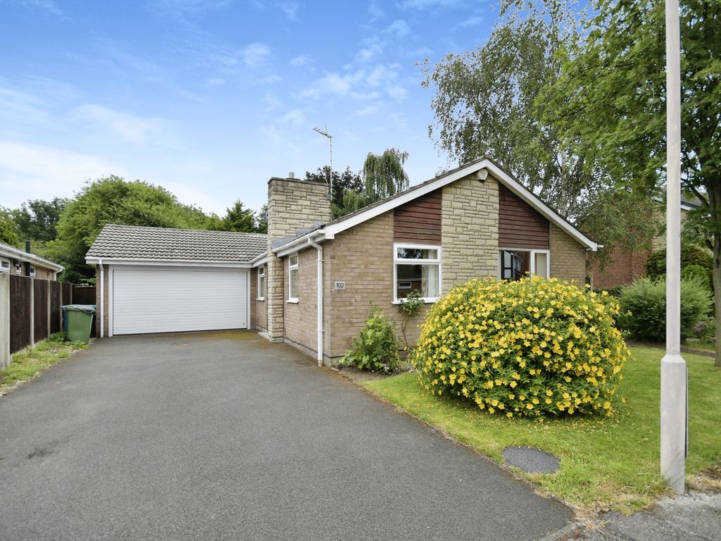 3 bed bungalow for sale in Arun Dale, Mansfield Woodhouse, Mansfield