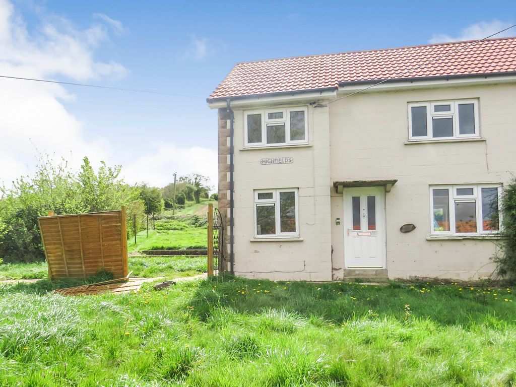 3 bed semidetached house for sale in Highfields, Barrington, Ilminster