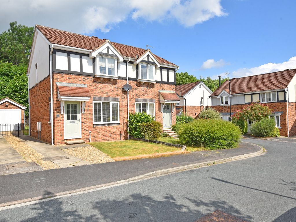 3 bed semidetached house for sale in Bluebell Walk, Killinghall