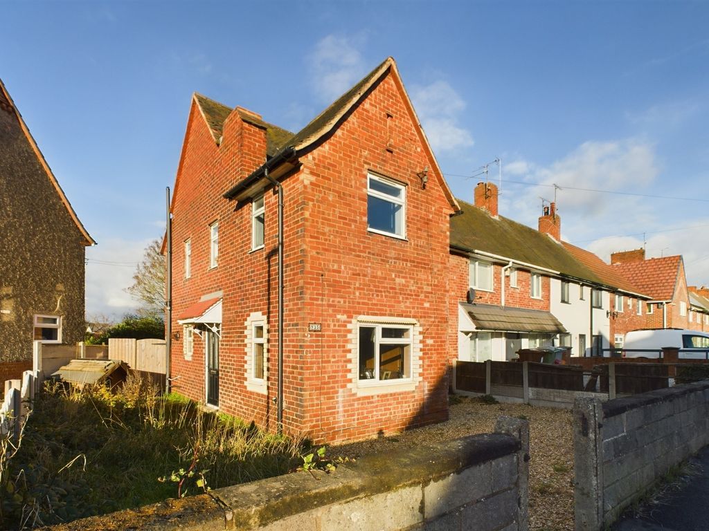 3 bed end terrace house for sale in Forest Road, Clipstone Village