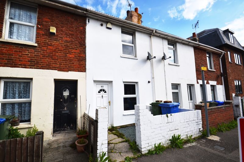 2 bed terraced house for sale in Marine Parade, Sheerness ME12 Zoopla