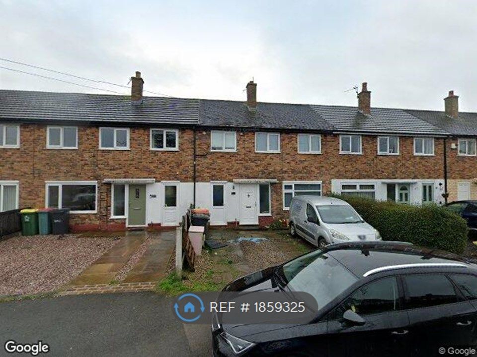 3 bed terraced house to rent in Blackpool Road, AshtonOnRibble