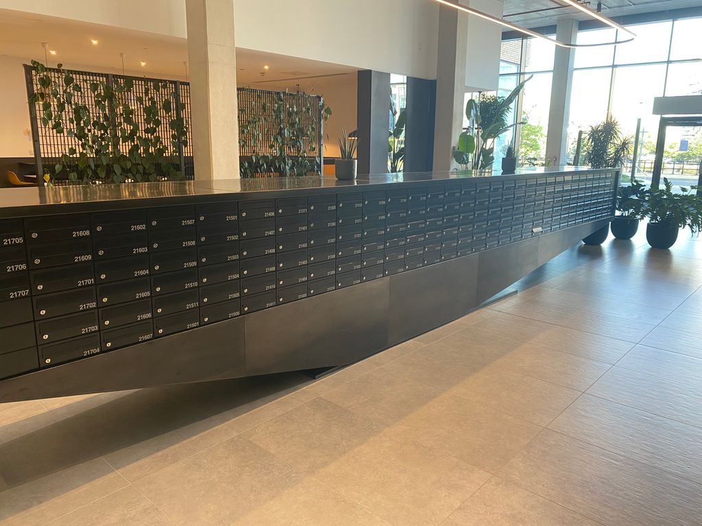 1 bed flat to rent in No1 Old Trafford, Wharf End, Manchester M17, £900