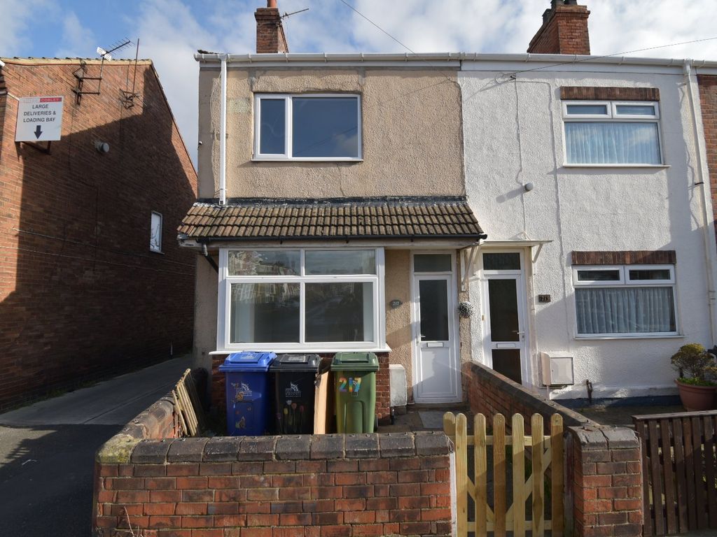 3 bed end terrace house to rent in Heneage Road, Grimsby, Lincolnshire
