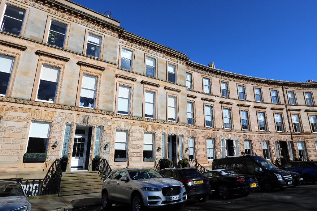 3 bed flat to rent in Park Circus, Glasgow G3, £4,950 pcm Zoopla