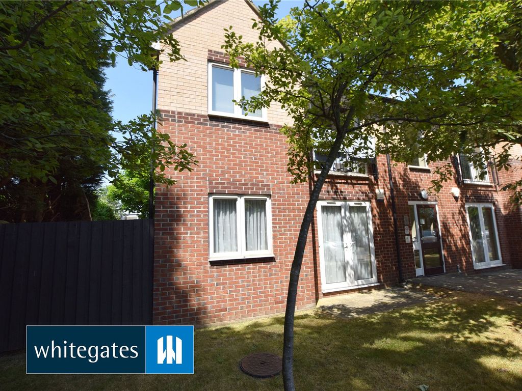 2 bed flat for sale in Hadleys Court, Gelderd Road, Gildersome, Leeds