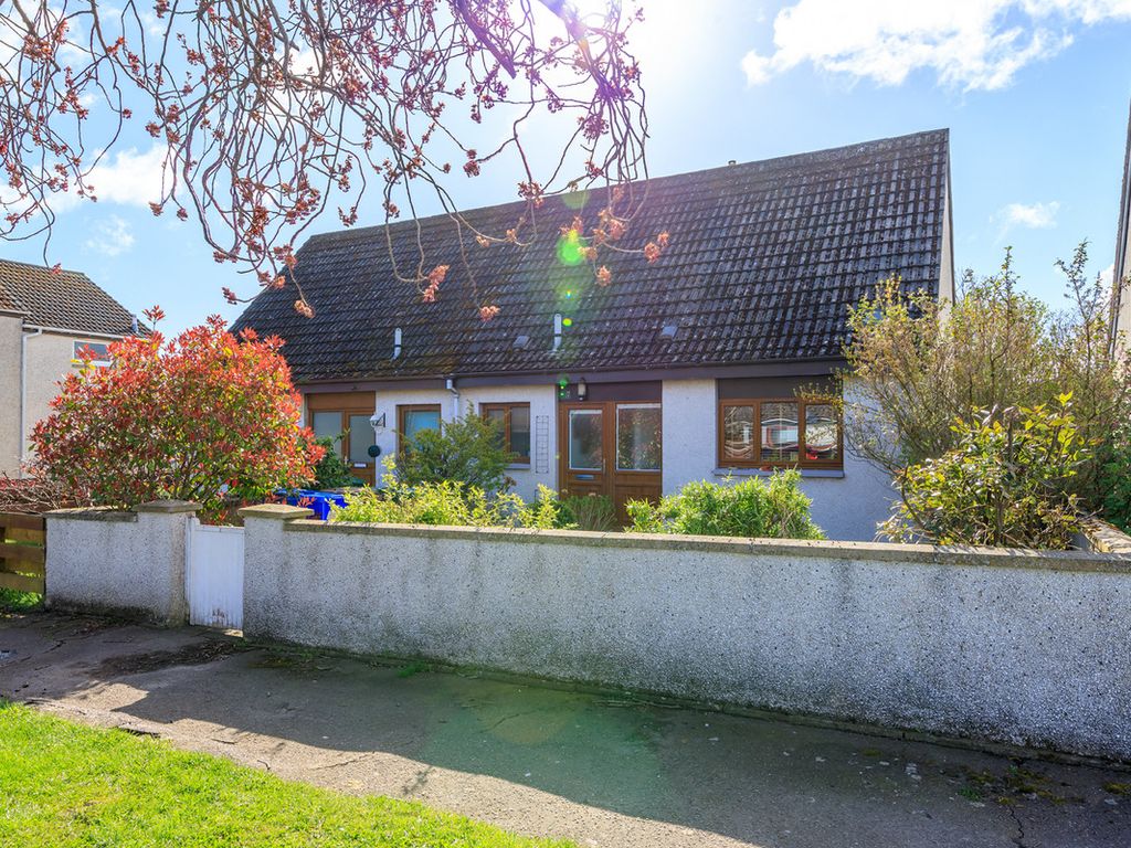 3 bed semidetached house for sale in Glenelg Gardens, Nairn IV12, £
