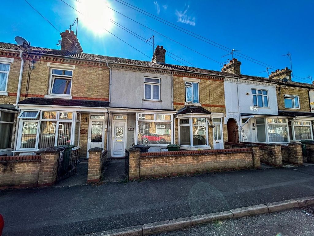 3 bed terraced house for sale in Belsize Avenue, Peterborough PE2, £