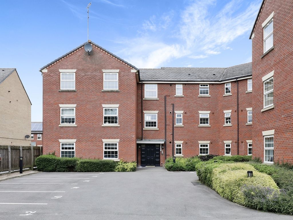 2 bed flat for sale in Lambrell Avenue, Kiveton Park, Sheffield S26