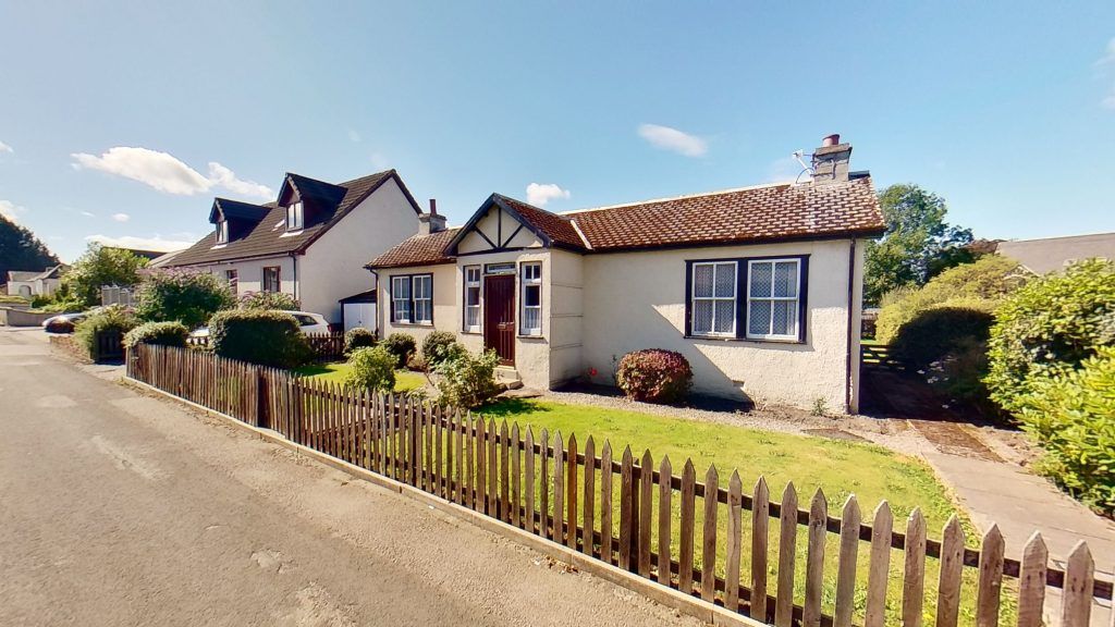 3 bed cottage for sale in Burnvale, Burdshaugh, Forres, Moray IV36 Zoopla