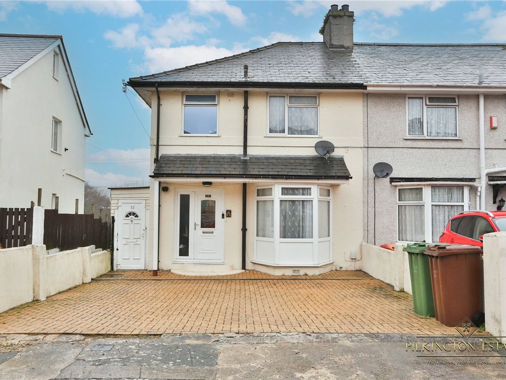 3 bed end terrace house for sale in Wombwell Crescent, Plymouth, Devon