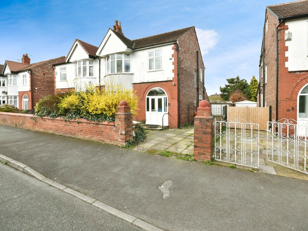3 bed semidetached house for sale in Badminton Road, Chorlton, Greater