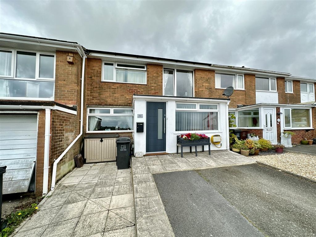4 bed terraced house for sale in Close, Brixham TQ5 Zoopla