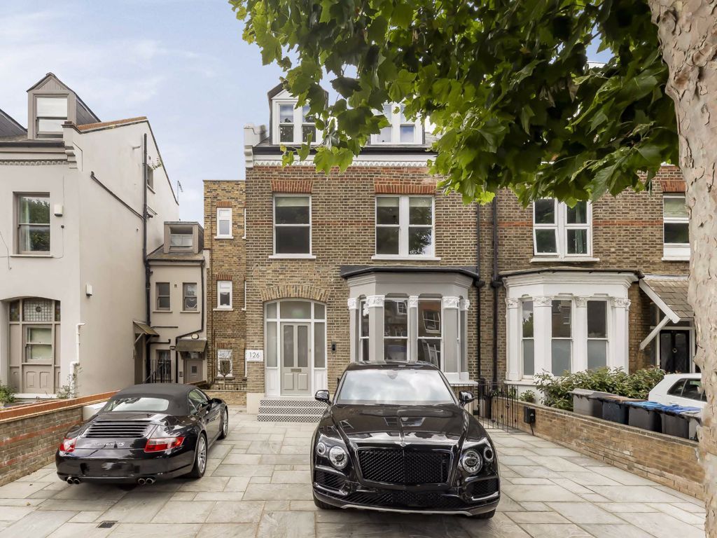 Brondesbury Road, London NW6  