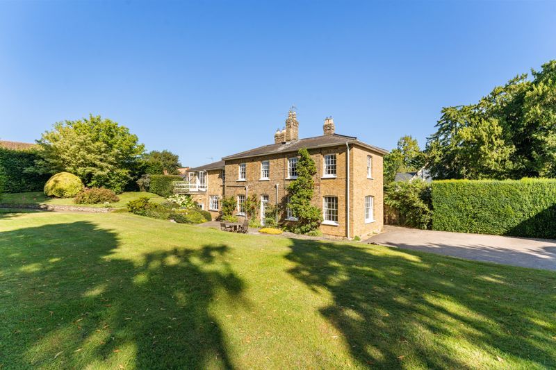 7 bed property for sale in Castle Mead Gardens, Hertingfordbury Road