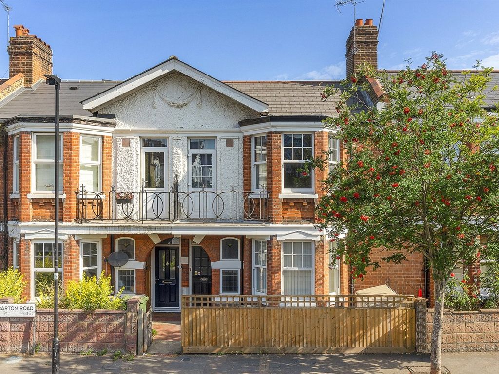 3 bed for sale in Dumbarton Road, London SW2 Zoopla