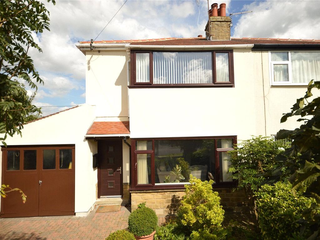 2 bed semidetached house for sale in Hawkstone Avenue, Guiseley, Leeds